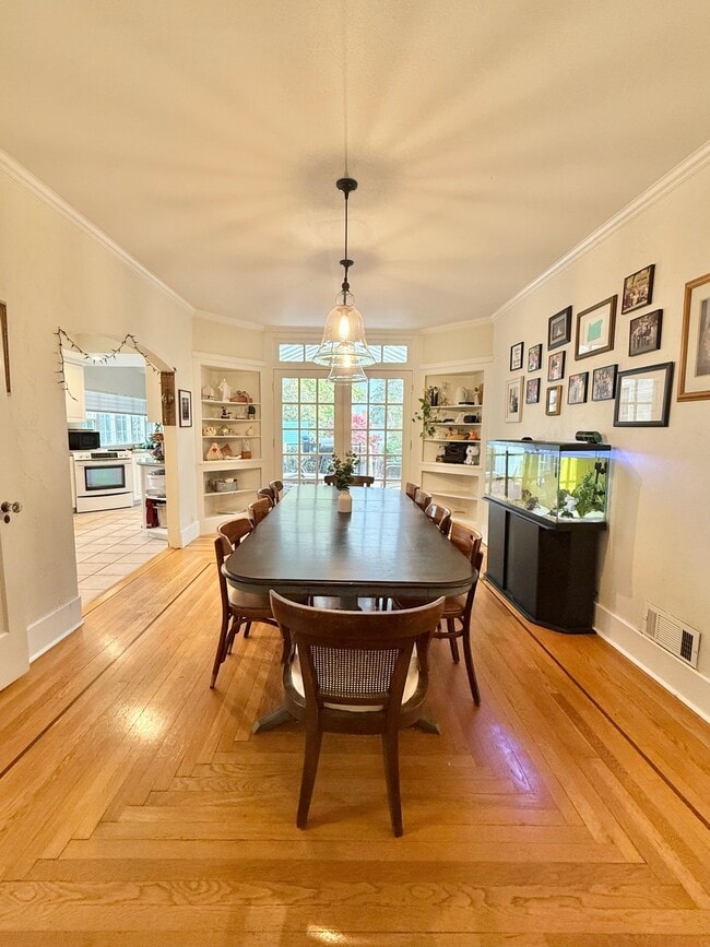 Photo - 342 W Chapman Ave