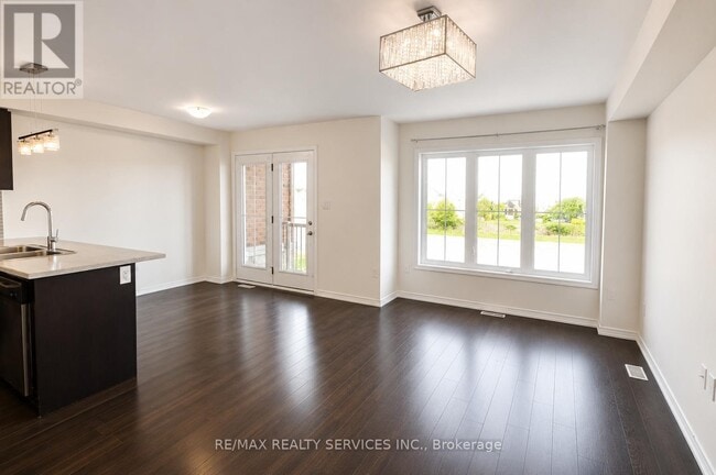 Photo - 124 Golden Springs Dr