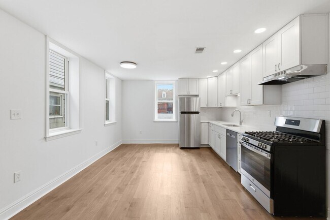 Photo - 2306 E Carson St Unit 2