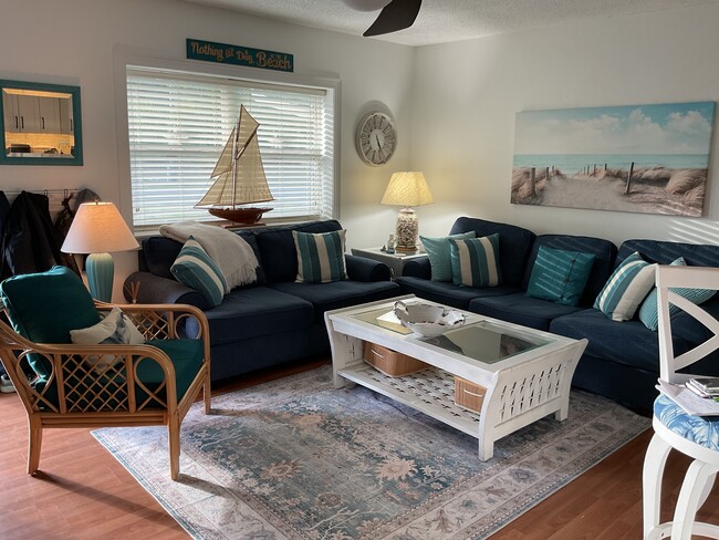 Livingroom - 716 S 15th St