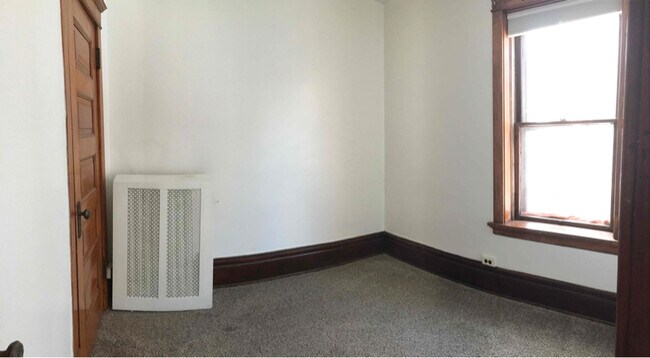 Photo - 423 N 1st Ave E Unit 423