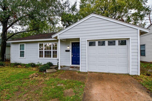 Photo - 1619 Viking Dr