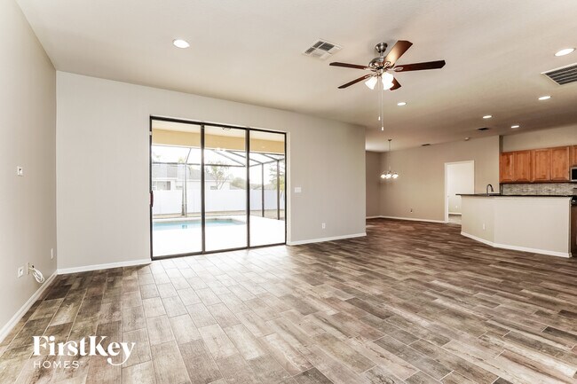 Photo - 1829 NW 23rd Ave