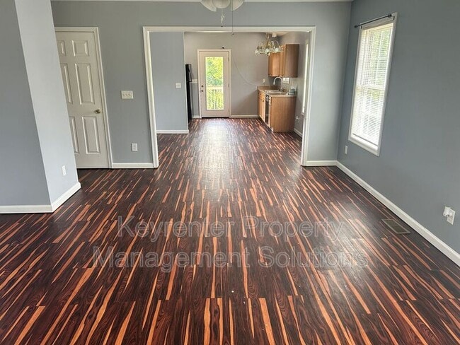 Photo - 252 Shiloh Ave