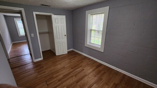 Photo - 840 M.L.K. Jr St