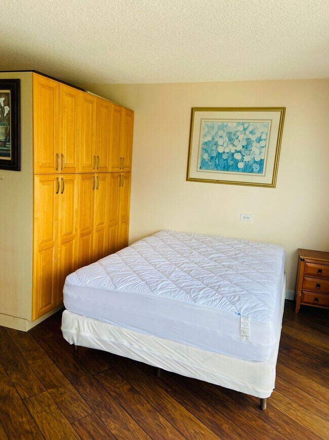 Photo - 750 Amana St Unit 1408