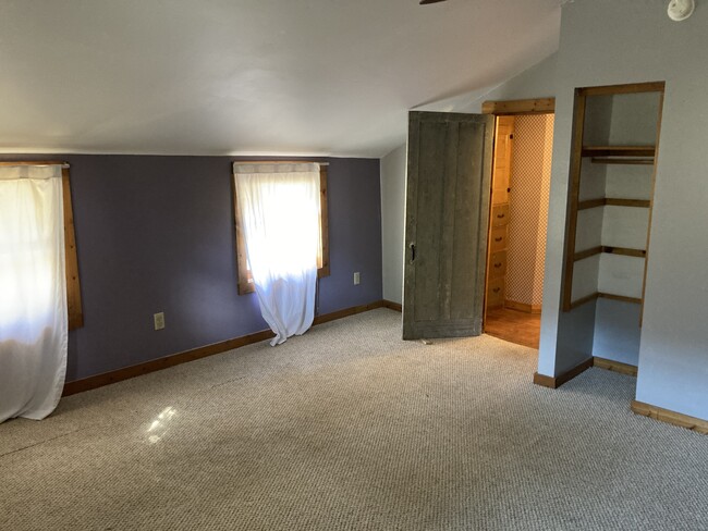 Photo - 223 Gibson St