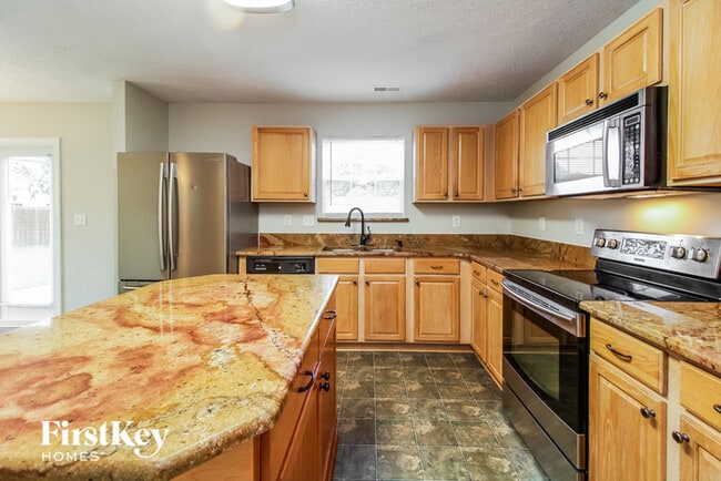 Photo - 104 Carmel Ct