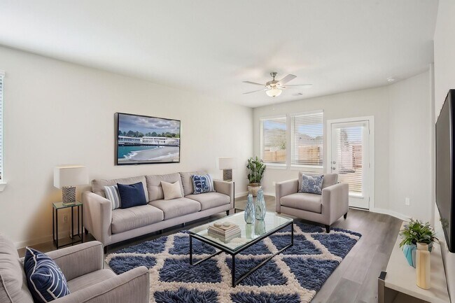 Photo - 252 Charles Rdg Dr