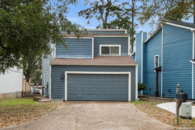 3203 Poe Dr