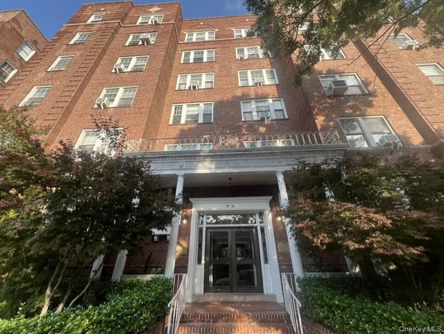 Photo - 111-14 76th Ave