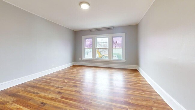 Photo - 3272 W 50th St Unidad 3272 W 50th St UP