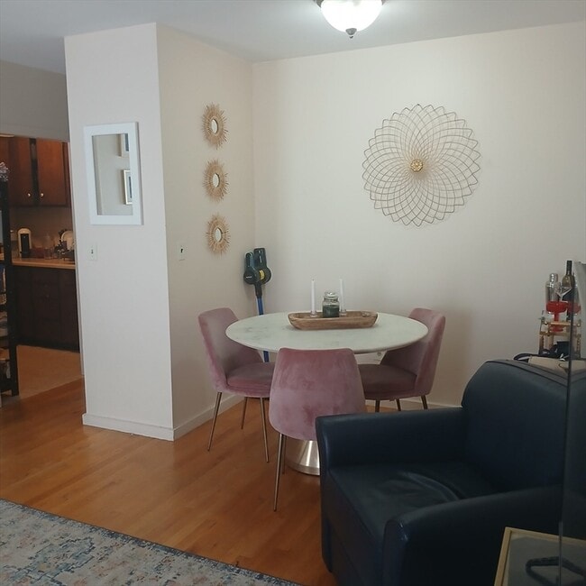 Photo - 17 Cooper St Unit 2