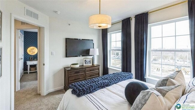 Photo - 1132 Meadowlark Dr