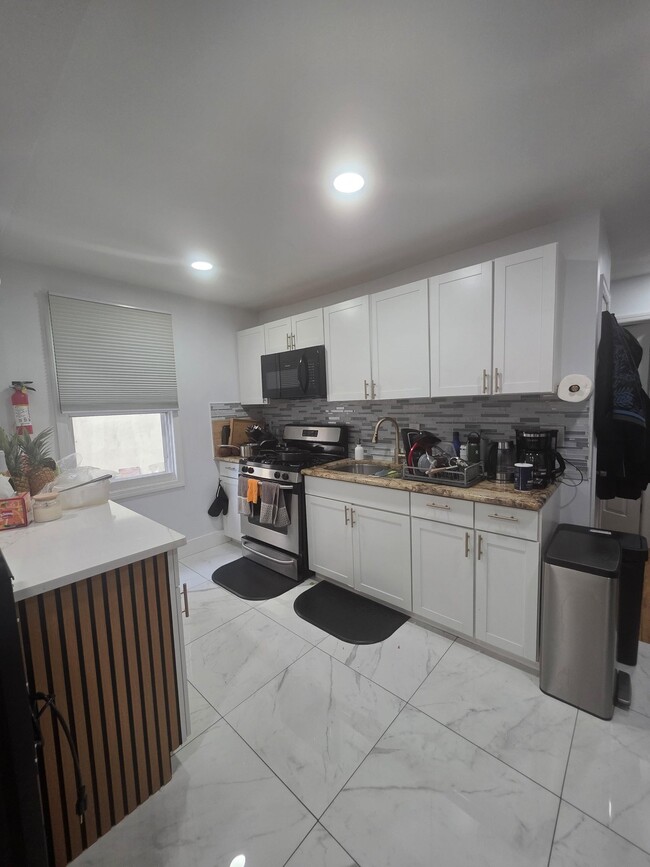 Photo - 478 Fabyan Pl