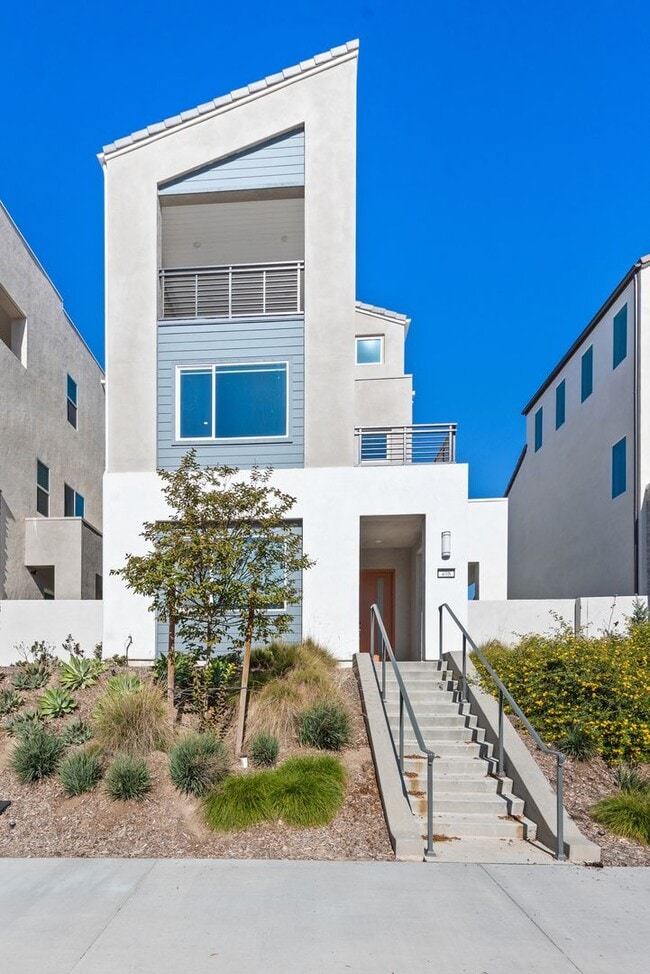 Building Photo - 408 Treble: Modern 4BR + Loft in Great Park, Irvine