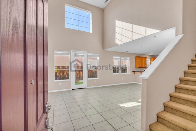 Photo - 2743 Lavender Ter