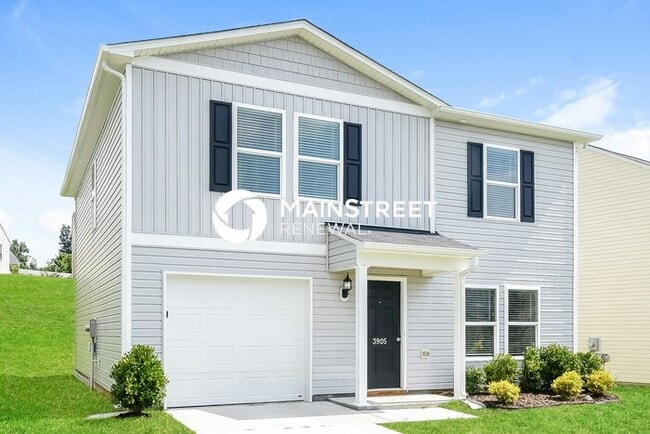 4 Bedroom Pet-Friendly Home in Greensboro, NC with Main Street Renewal