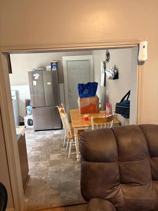 247 Mechanic St Unit 2-R