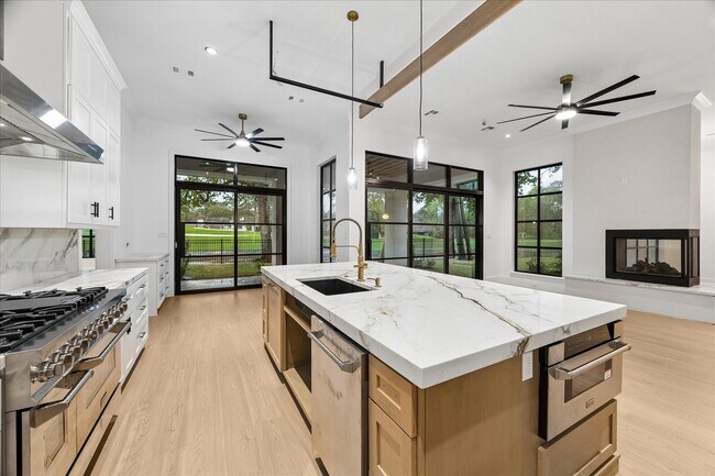 Photo - 5 Buttonbush Ct