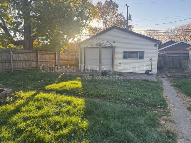 Photo - 1542 Shirley Dr