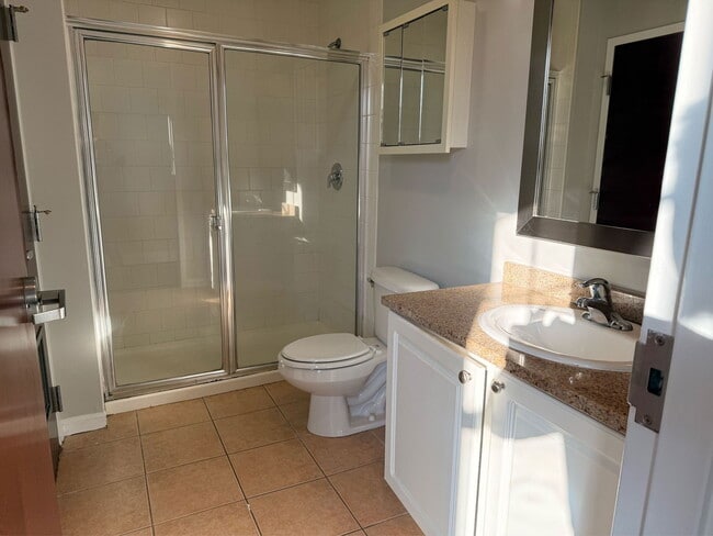 Photo - 210 Farmington Ave Unit 405