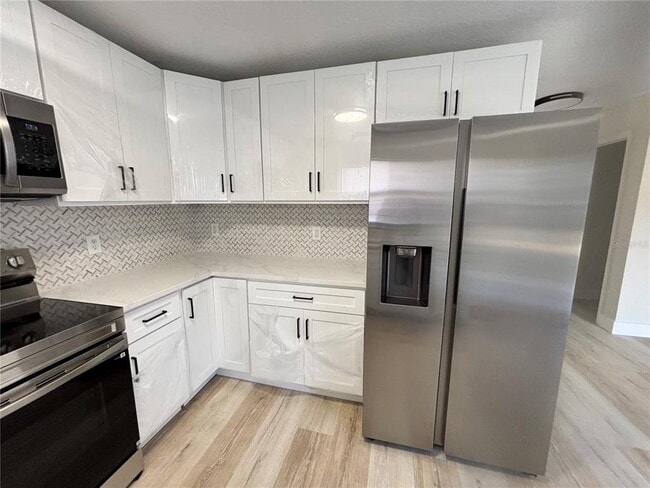 Photo - 162 Cascade St