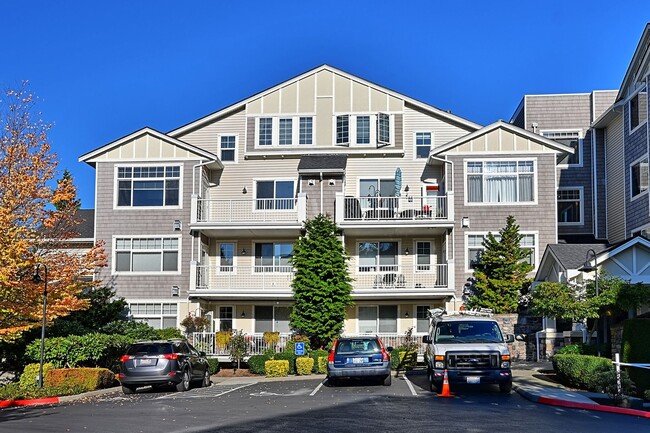 Mukilteo Golf Course View Condo - Mukilteo Golf Course View Condo