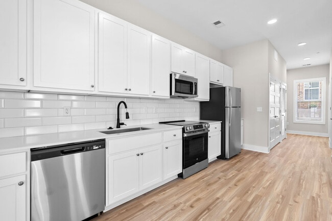 1BR, 1BA - 863SF - Kitchen