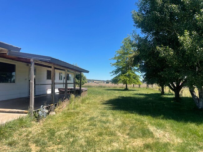 12817 Highway 66