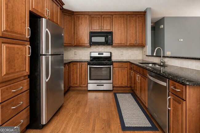 Photo - 105 Celia Ct