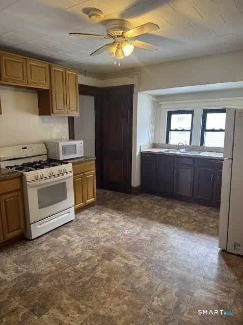 Building Photo - 1120 Baldwin St