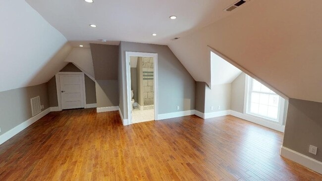 Photo - 207 16th St