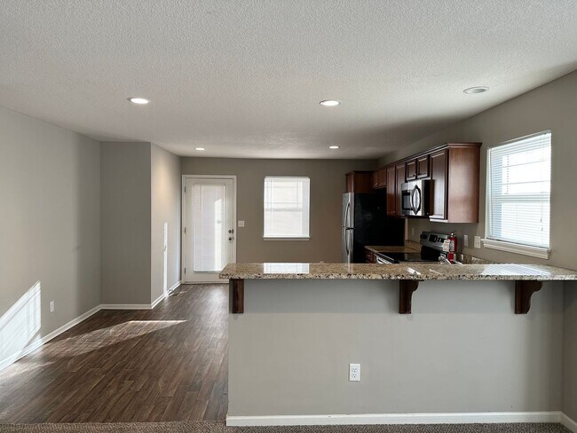 Photo - 3 Bed | 3 Bath | 2 Car Garage Attached Villa in Blue Springs