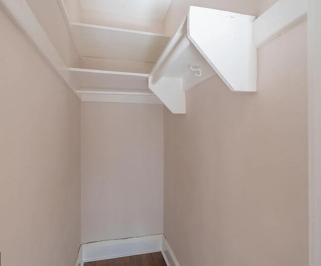 Photo - 4317 River Rd NW