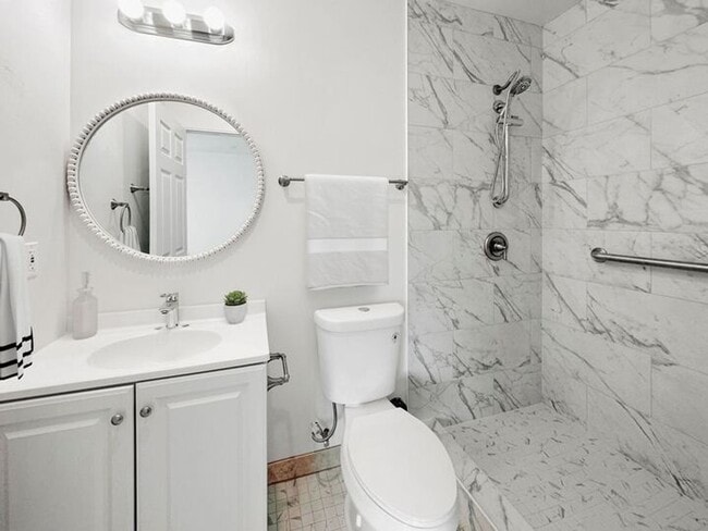 Photo - Modern 1 Bed / 1 Bath In The Masters Of Ra...