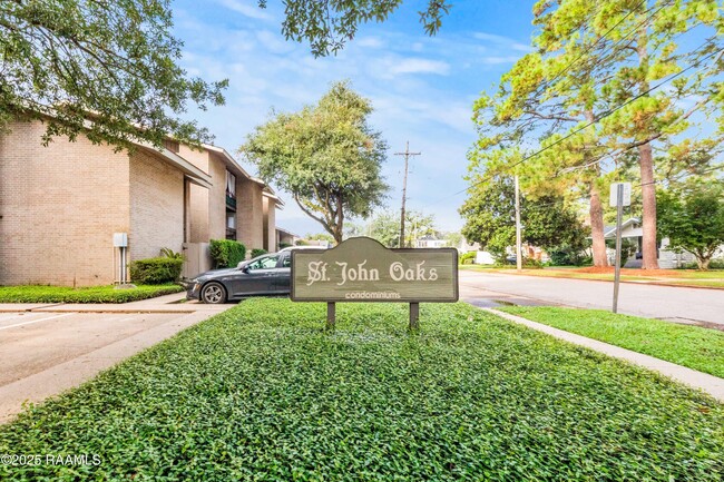 1301 St John St Unidad 305