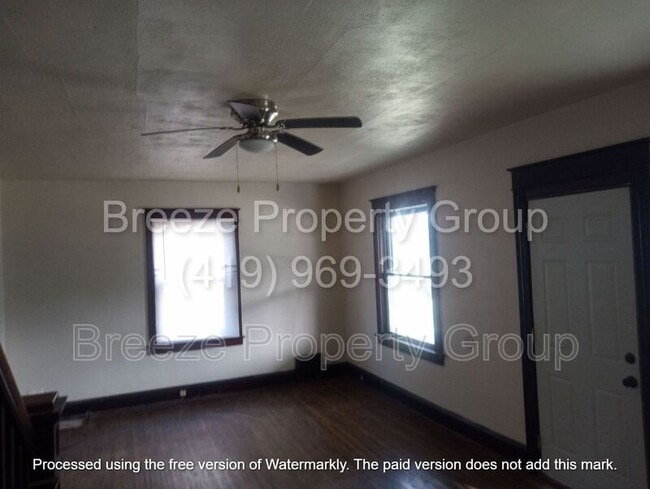 Photo - 244 Knower St