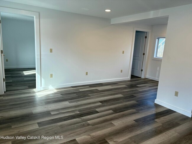 Photo - 18 Market St