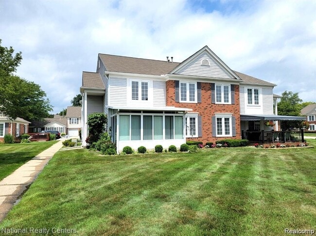 Building Photo - 37485 Stonegate Cir Unit 75