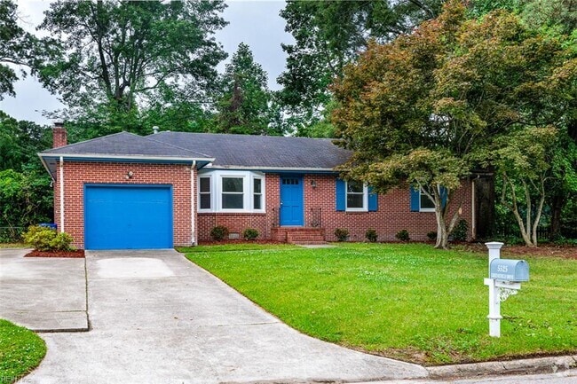 Building Photo - 5525 Greenefield Dr S Rental
