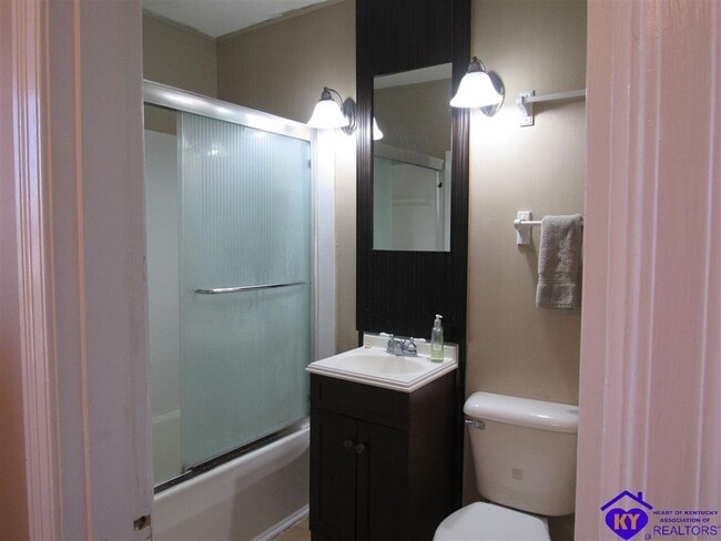 Photo - 1035 W Vine St Unit Apt #4