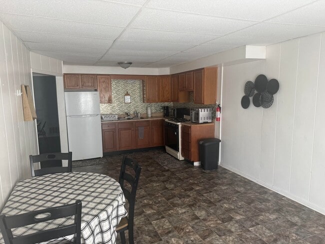 Photo - 1057 N Ohio St
