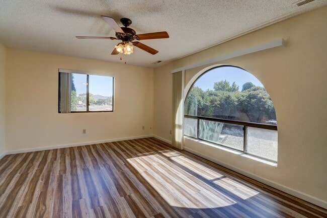 Photo - 1298 Tapadero Dr Unit B