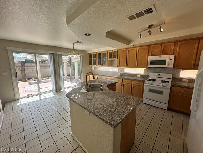 Photo - 8669 Raindrop Canyon Ave