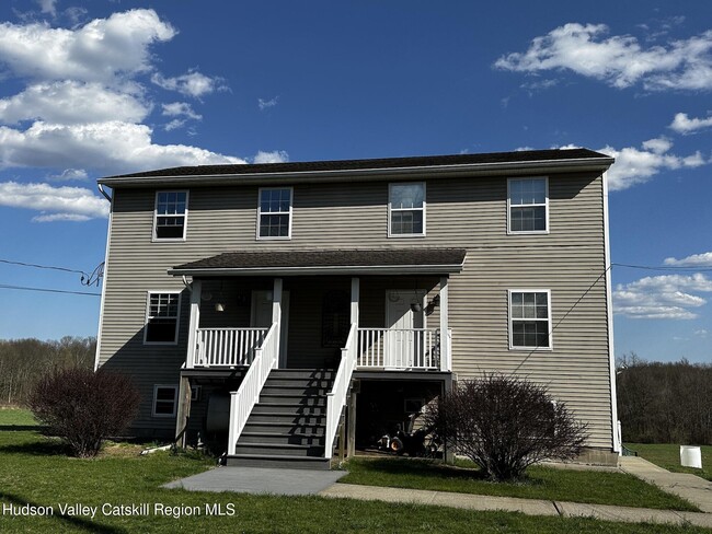 Building Photo - 376 NY-32 Rental
