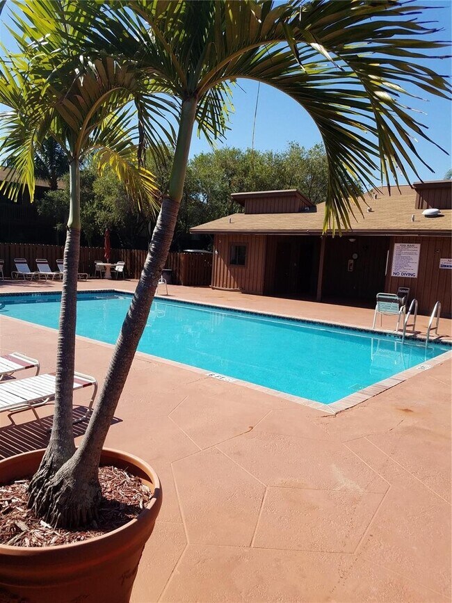 1603 N 15th Terrace Townhome Townhome Rental in Hollywood FL