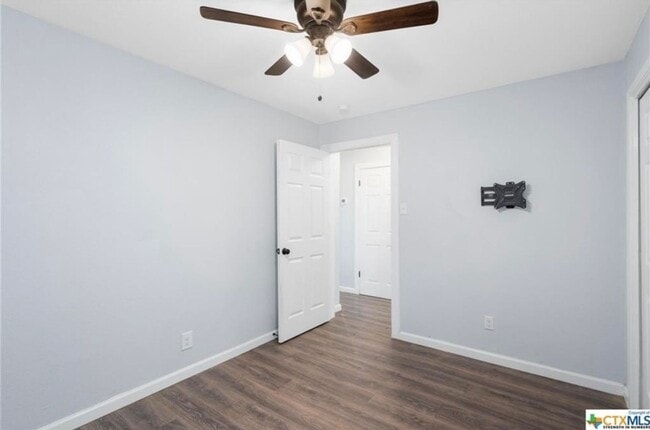 Photo - 610 Vernon St