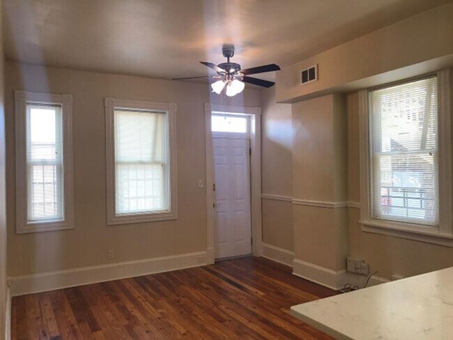 Photo - 1820 W Cary St