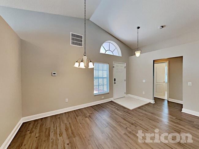 Photo - 6926 Waterbrook Ct